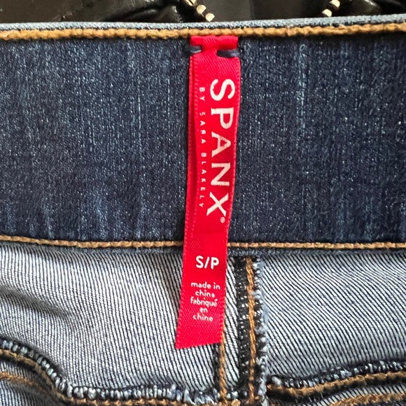SPANX Semi-Distressed Raw Hem Pull-On Skinny Jean- Small - Picture 8 of 9
